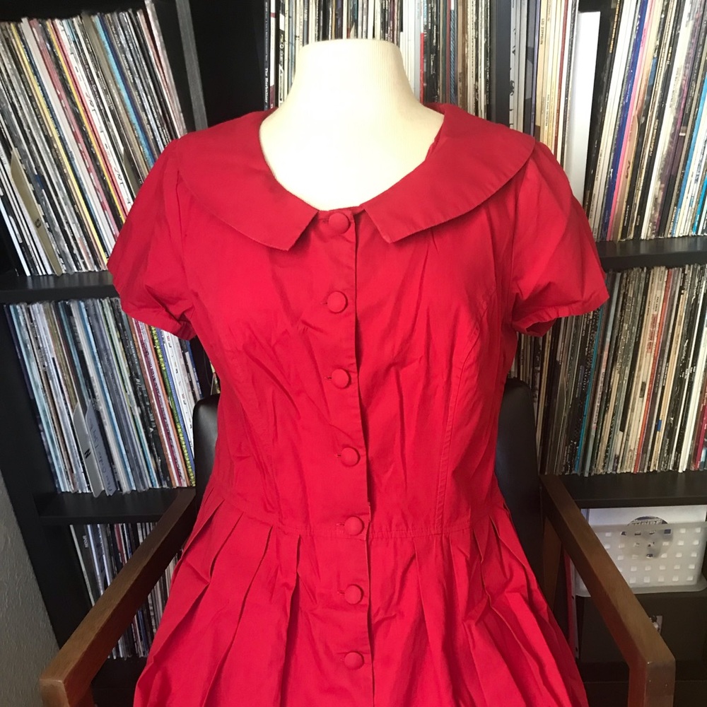Eshakti red collar dress